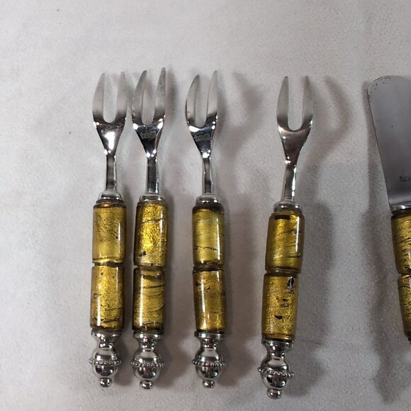 TAG 8 Set Glass Bead 4 Butter Knife 4 Pickle Fork Green Gold Silver Metal Spread - Picture 6 of 13